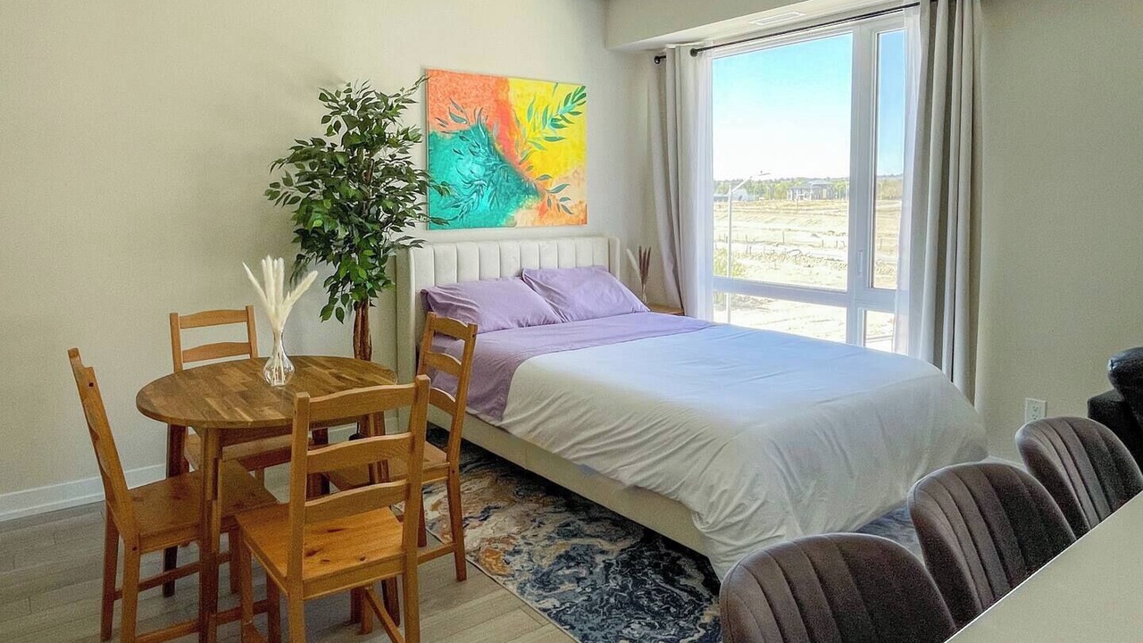 Photo of Bedroom in Richmond Hill