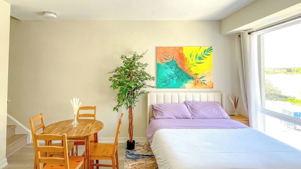 Photo of Bedroom in Richmond Hill