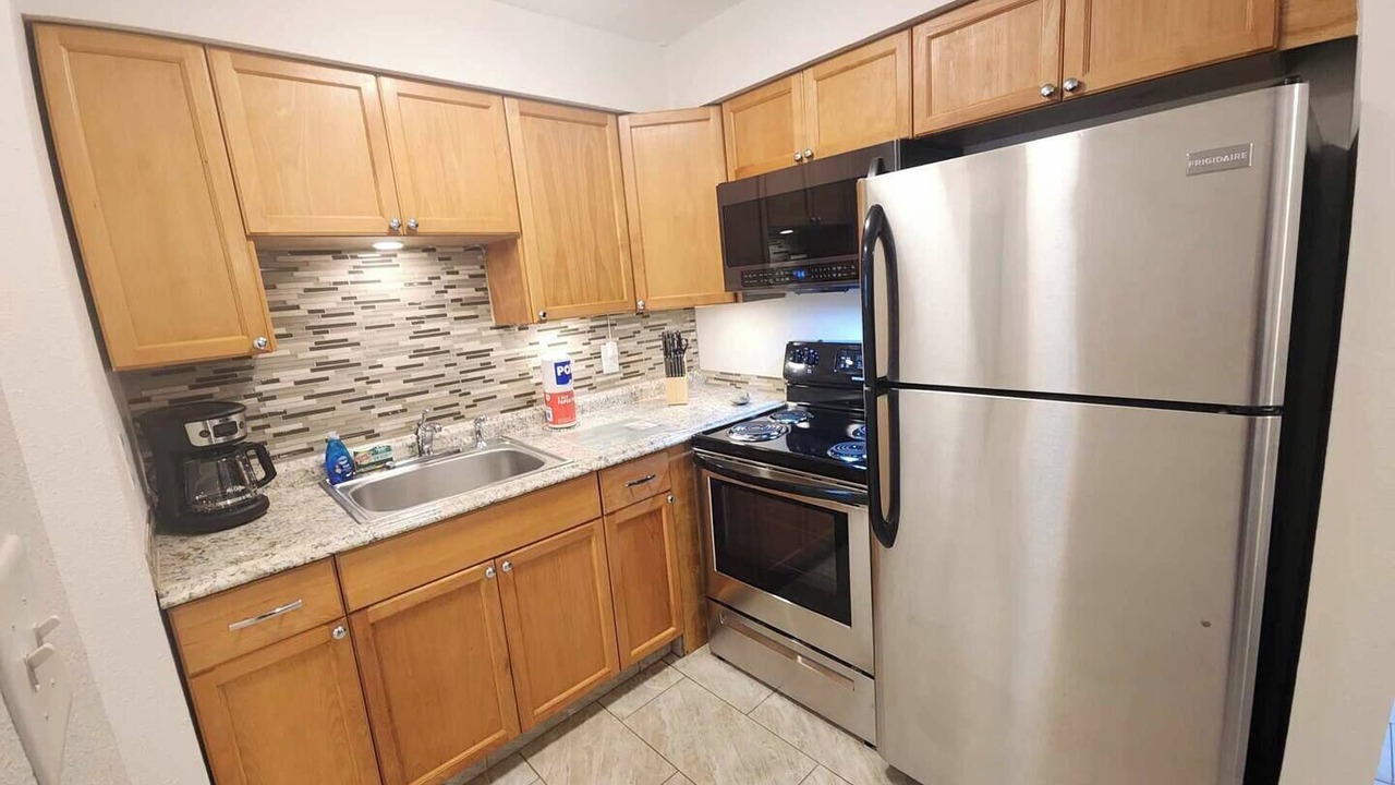 Photo of Kitchen in Bearss Plaza