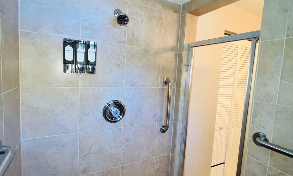 Photo of Bathroom in Mill Run