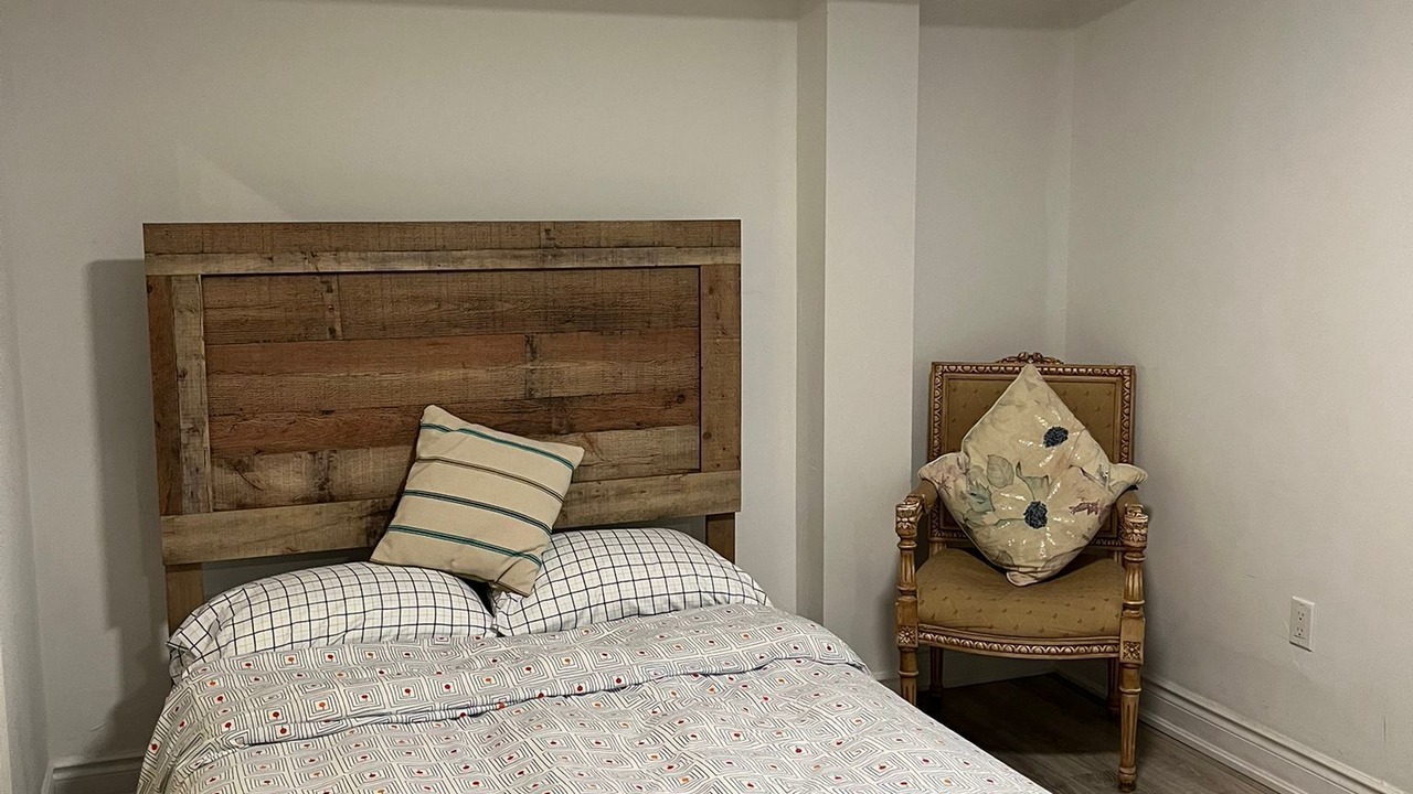 Photo of Bedroom in Central Erin Mills