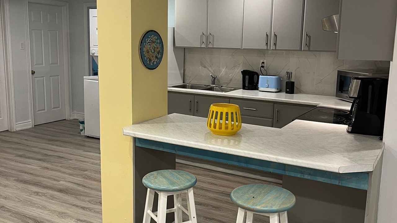 Photo of Kitchen in Central Erin Mills