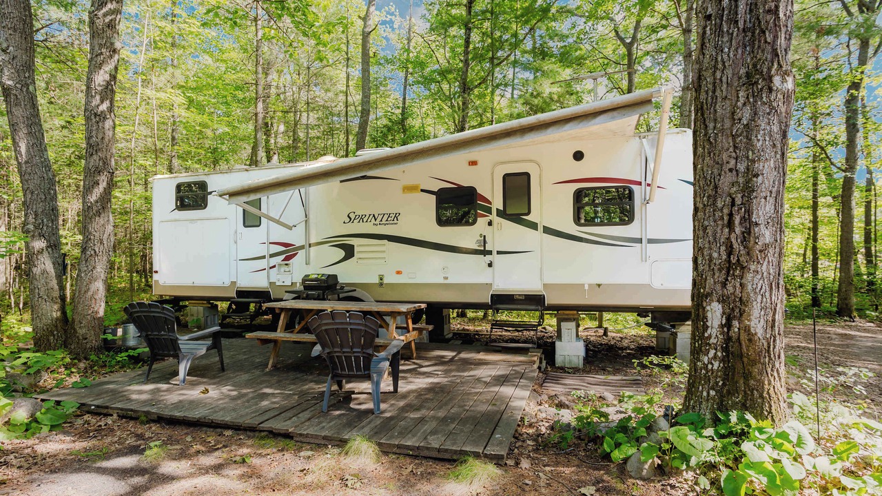 Photo of Outdoor in Carling