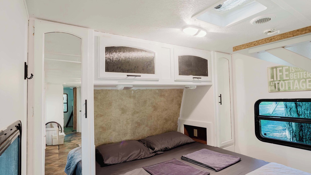 Photo of Bedroom in Carling