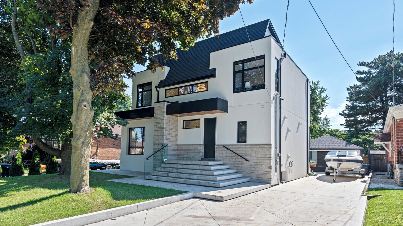 Photo of Outdoor in Lakeview