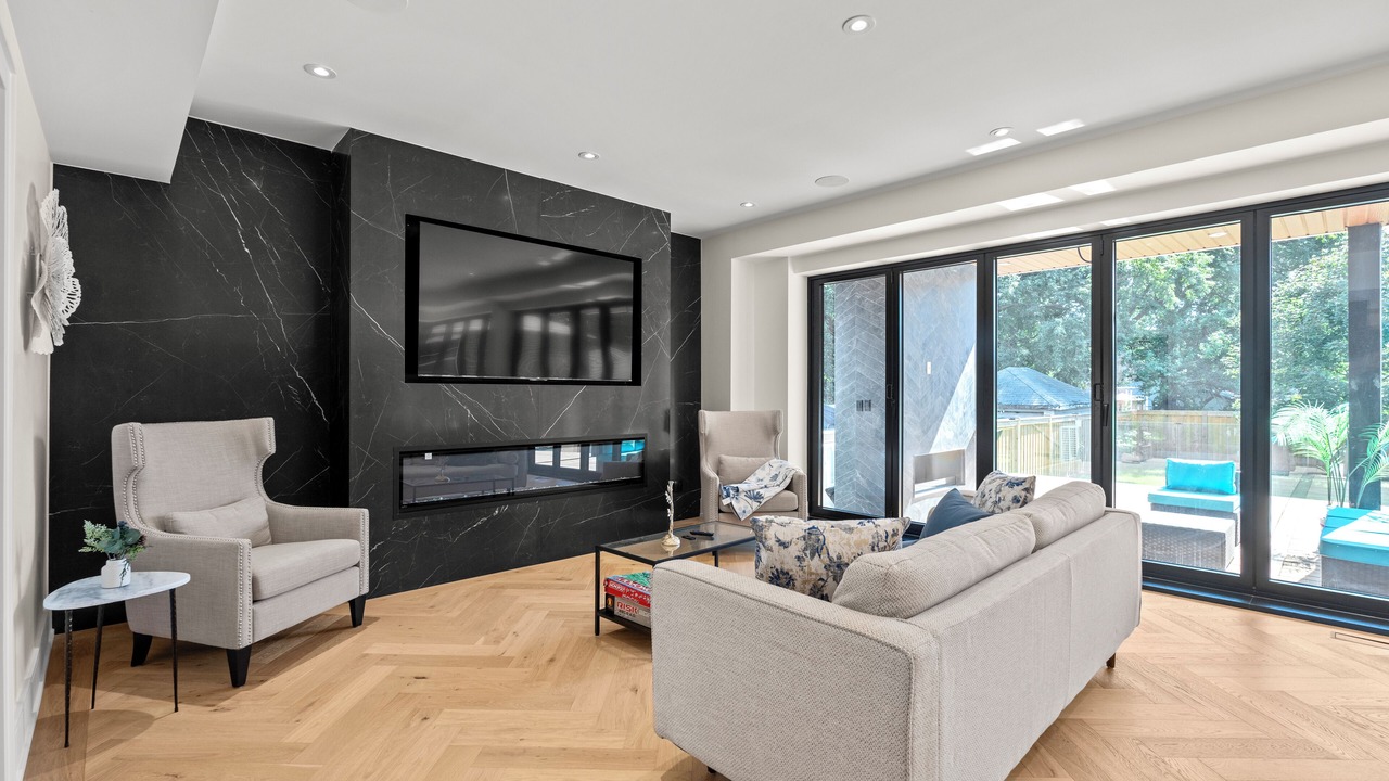 Photo of Livingroom in Lakeview
