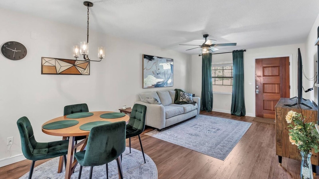 Photo of Bedroom in Dixieland