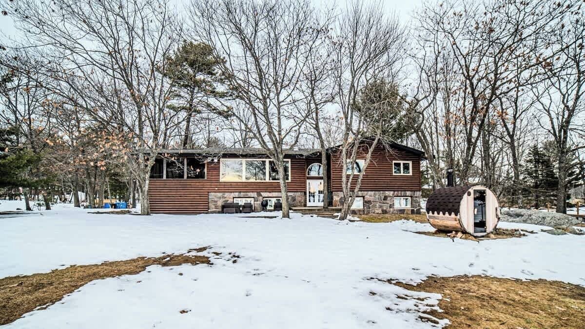 Photo of Outdoor in Carling