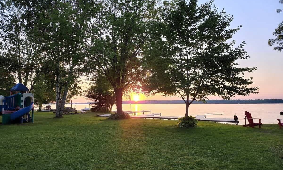 Photo of Outdoor in Rosedale