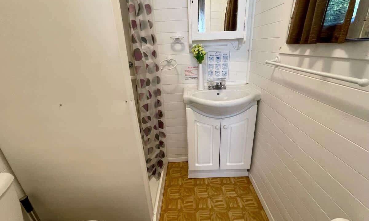Photo of Bathroom in Rosedale