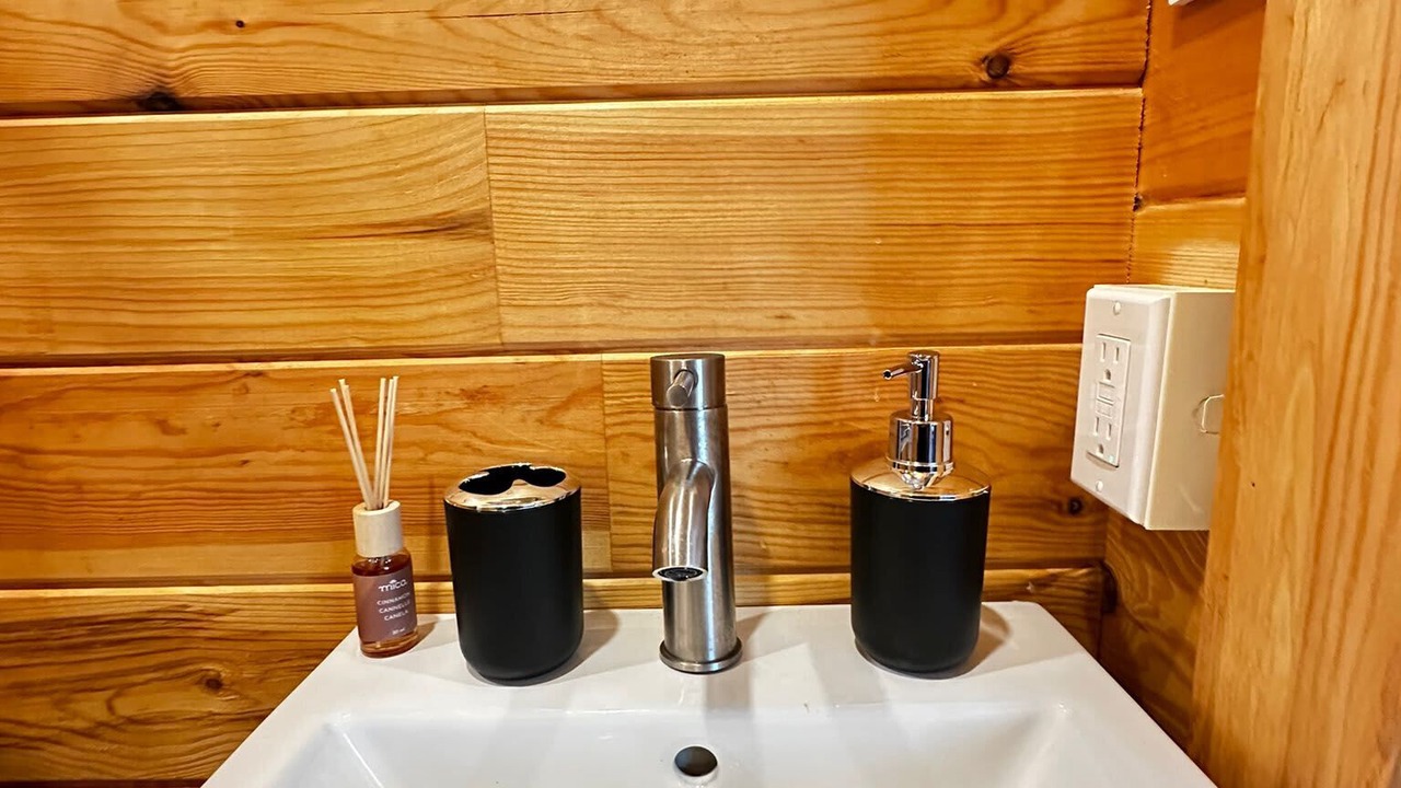 Photo of Bathroom in Parry Sound