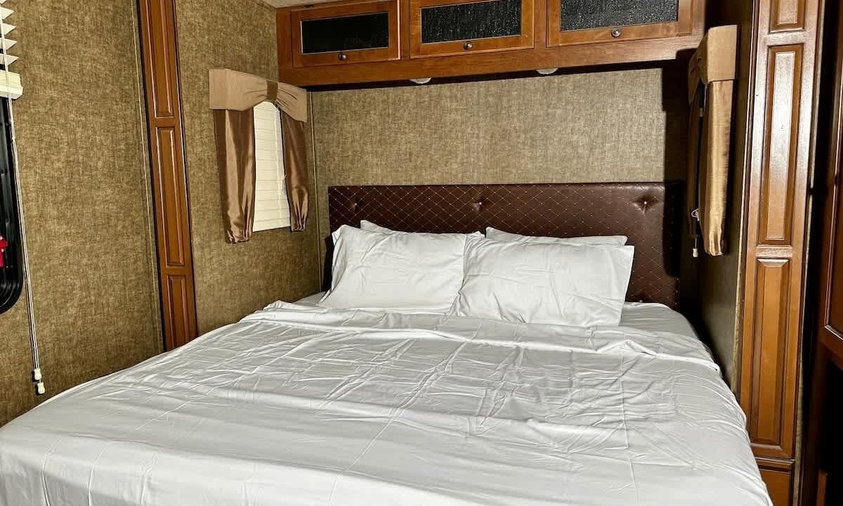 Photo of Bedroom in Parry Sound