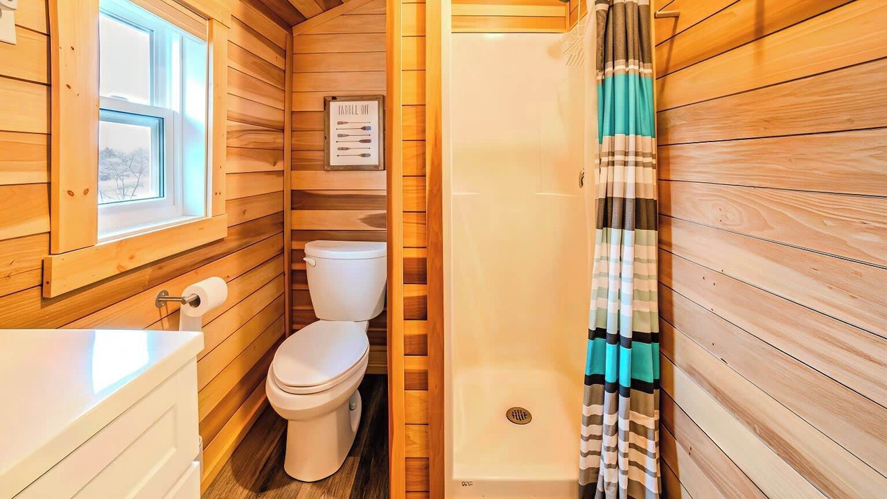 Photo of Bathroom in Carling