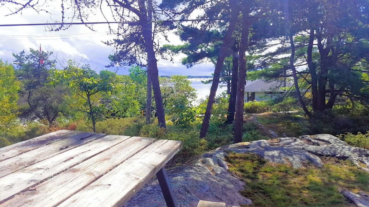 Photo of Outdoor in Carling