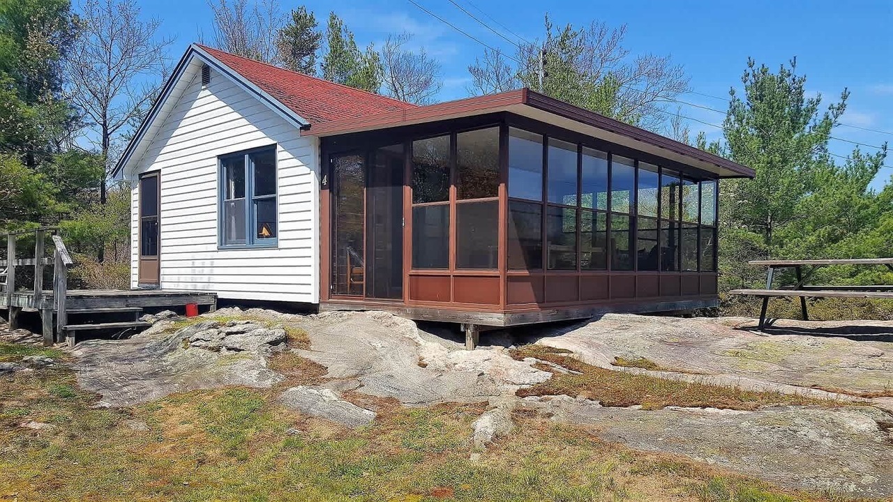Photo of Outdoor in Carling