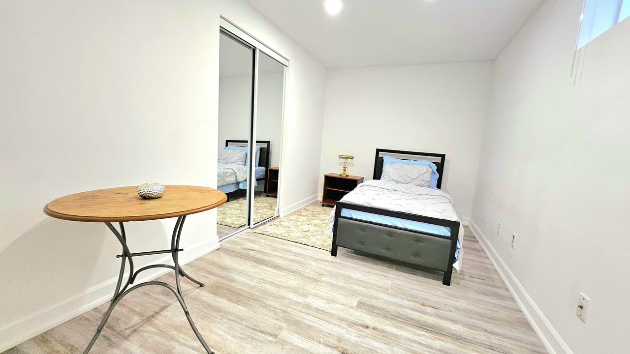 Photo of Bedroom in Thornhill