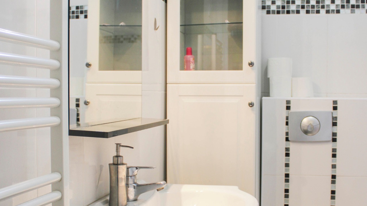 Photo of Bathroom in Villejuif