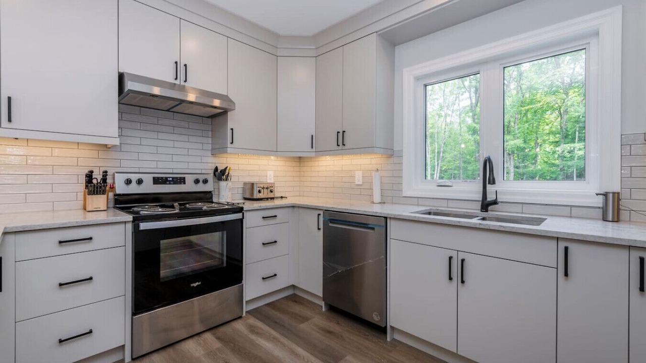 Photo of Kitchen in Georgian Bay