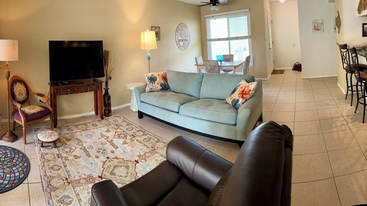 Photo of Livingroom in Bayview