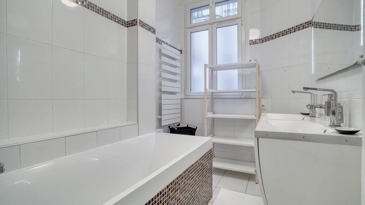 Photo of Bathroom in Quartier du Gros-Caillou