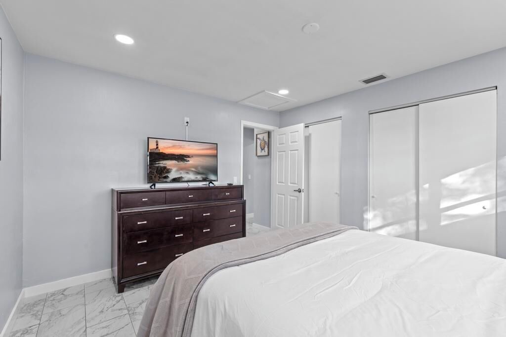 Photo of Bedroom in Lake Worth