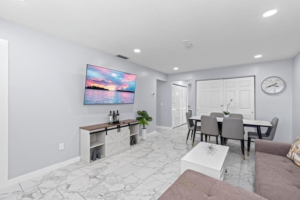 Photo of Livingroom in Lake Worth
