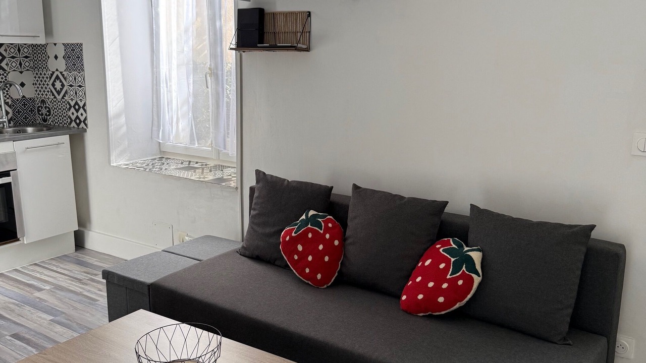 Photo of Livingroom in Saint-Thibault-des-Vignes