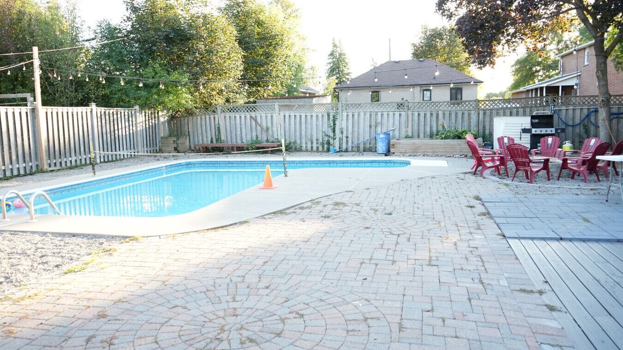 Photo of Outdoor in Brampton West