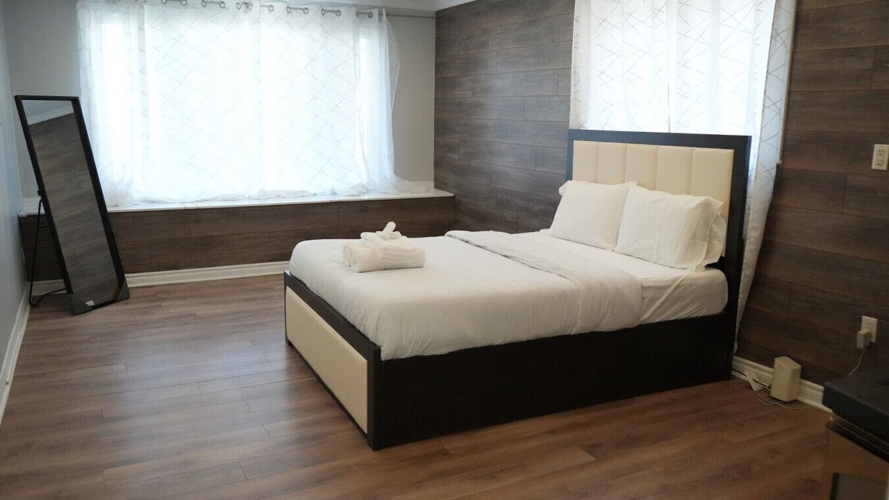 Photo of Bedroom in Brampton West