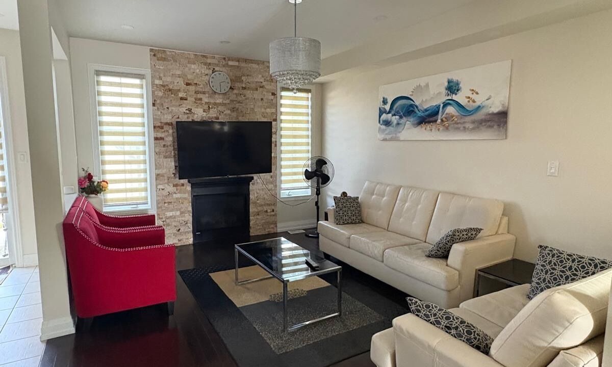 Photo of Livingroom in Brampton