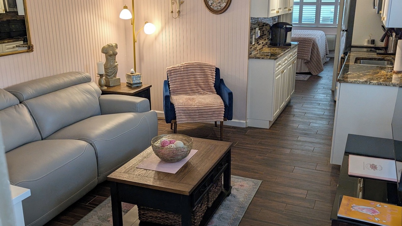 Photo of Livingroom in Lutz