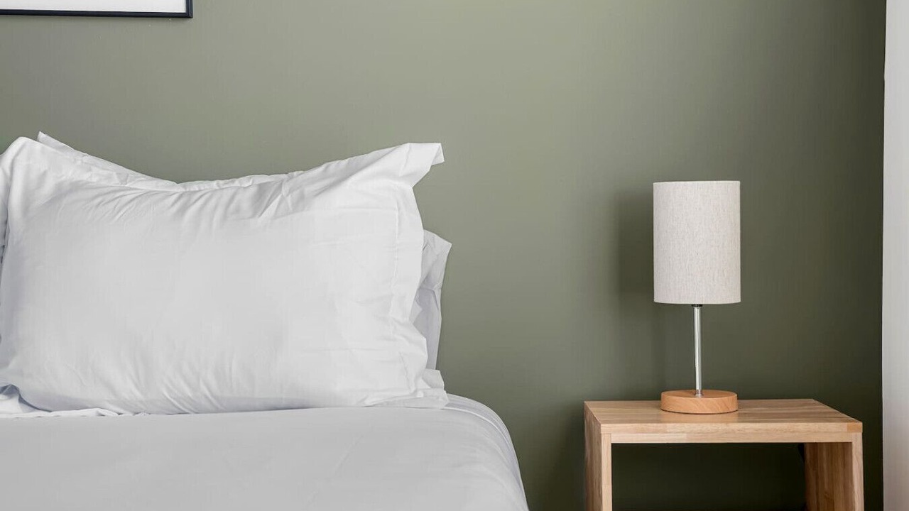 Photo of Bedroom in Carver City - Lincoln Gardens