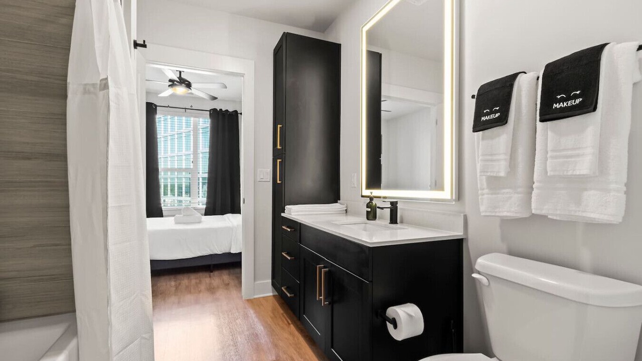 Photo of Bathroom in North Hyde Park
