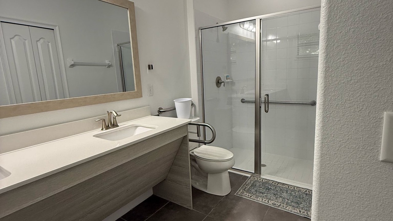 Photo of Bathroom in Haines City