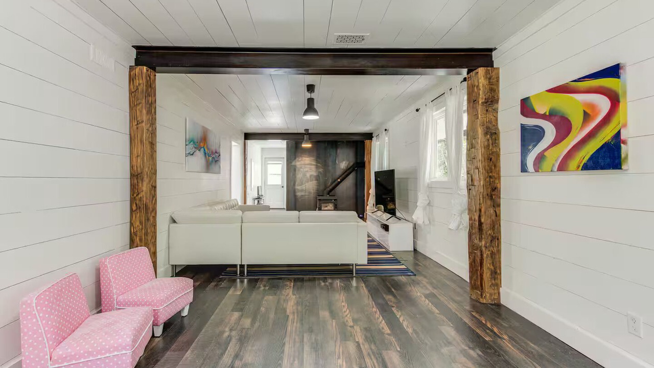 Photo of Livingroom in Georgina