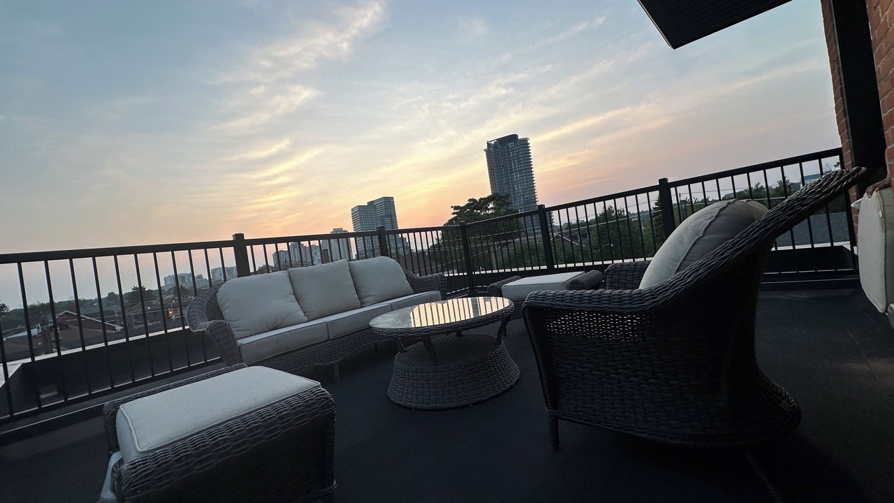 Photo of Patio Balcony in Dovercourt Park