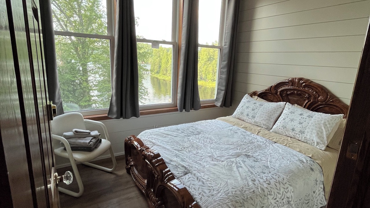 Photo of Bedroom in Unorganized Centre Parry Sound