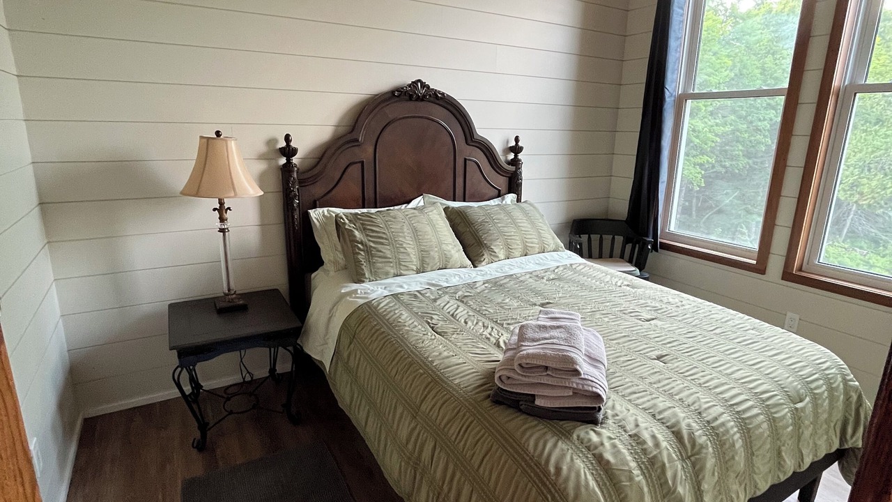 Photo of Bedroom in Unorganized Centre Parry Sound