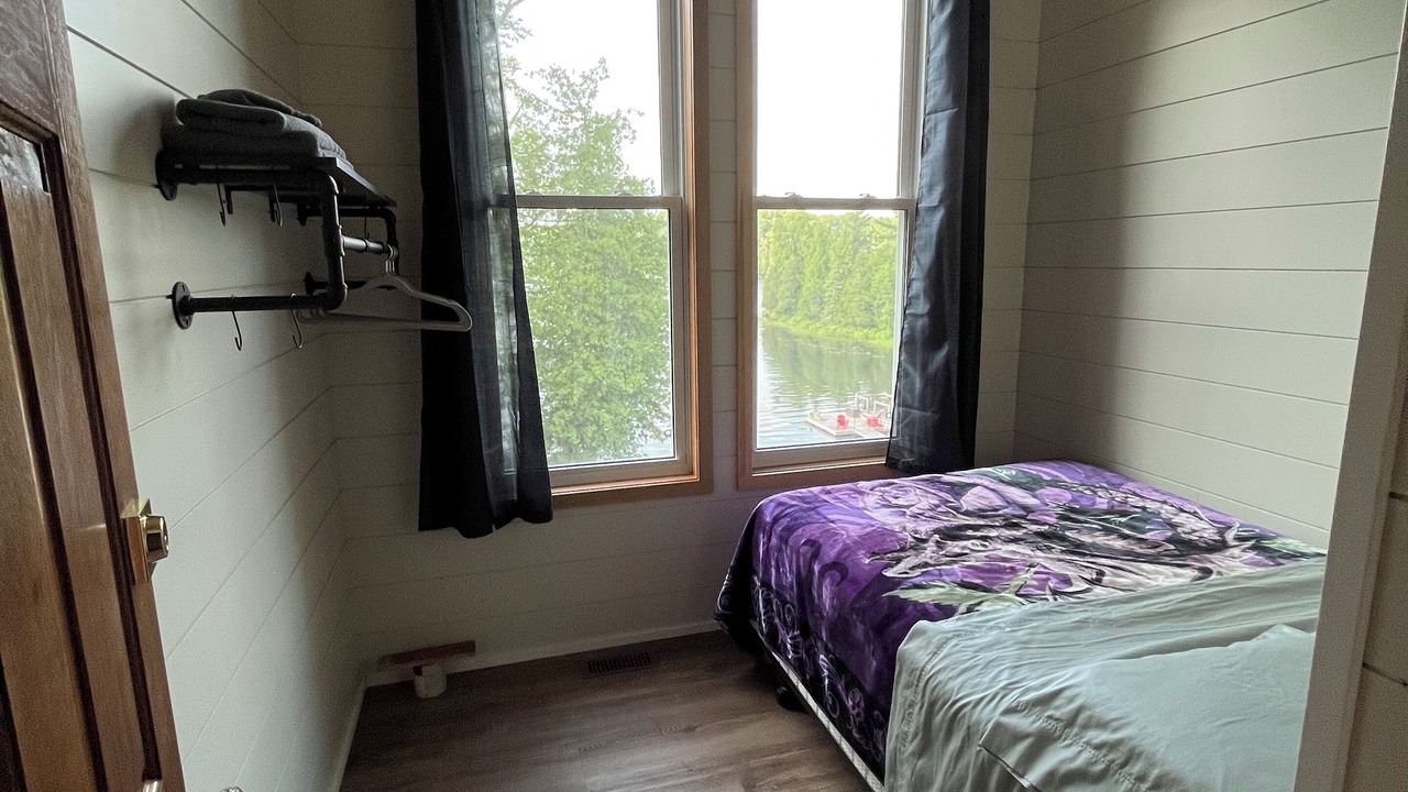 Photo of Bedroom in Unorganized Centre Parry Sound