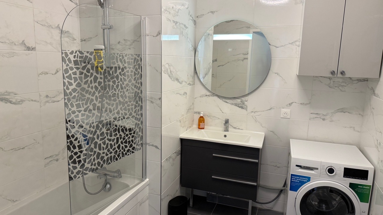 Photo of Bathroom in Malakoff