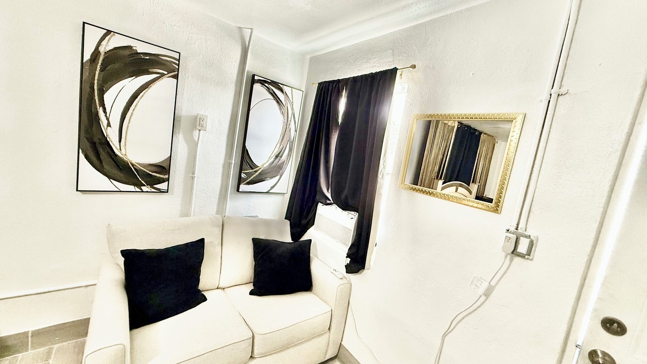 Photo of Livingroom in Bryant
