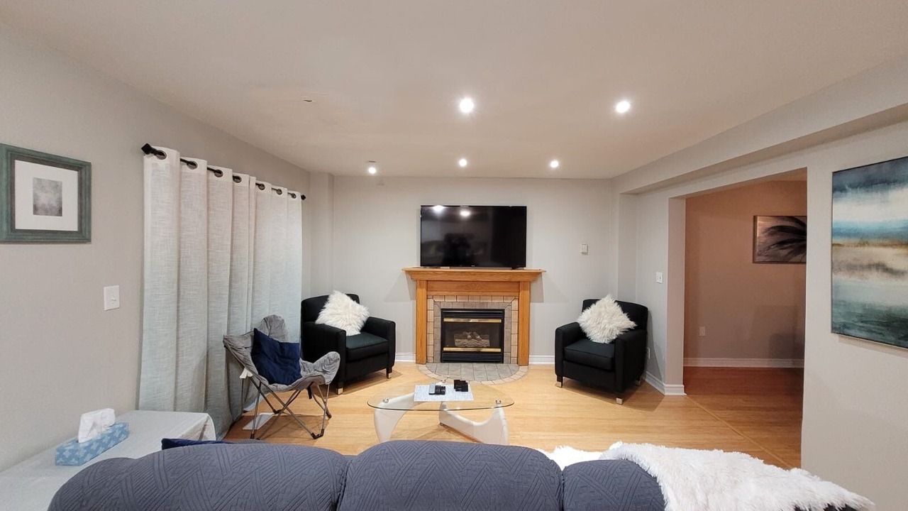 Photo of Livingroom in Barrie