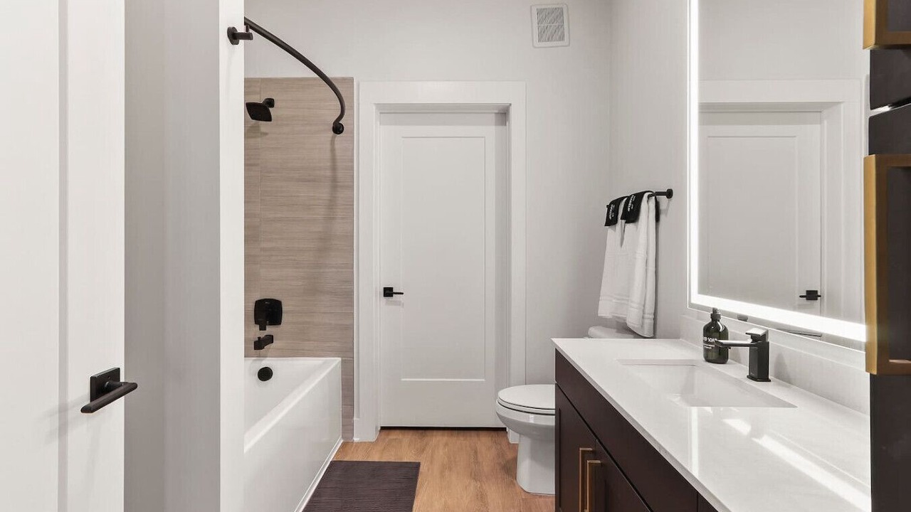 Photo of Bathroom in North Hyde Park