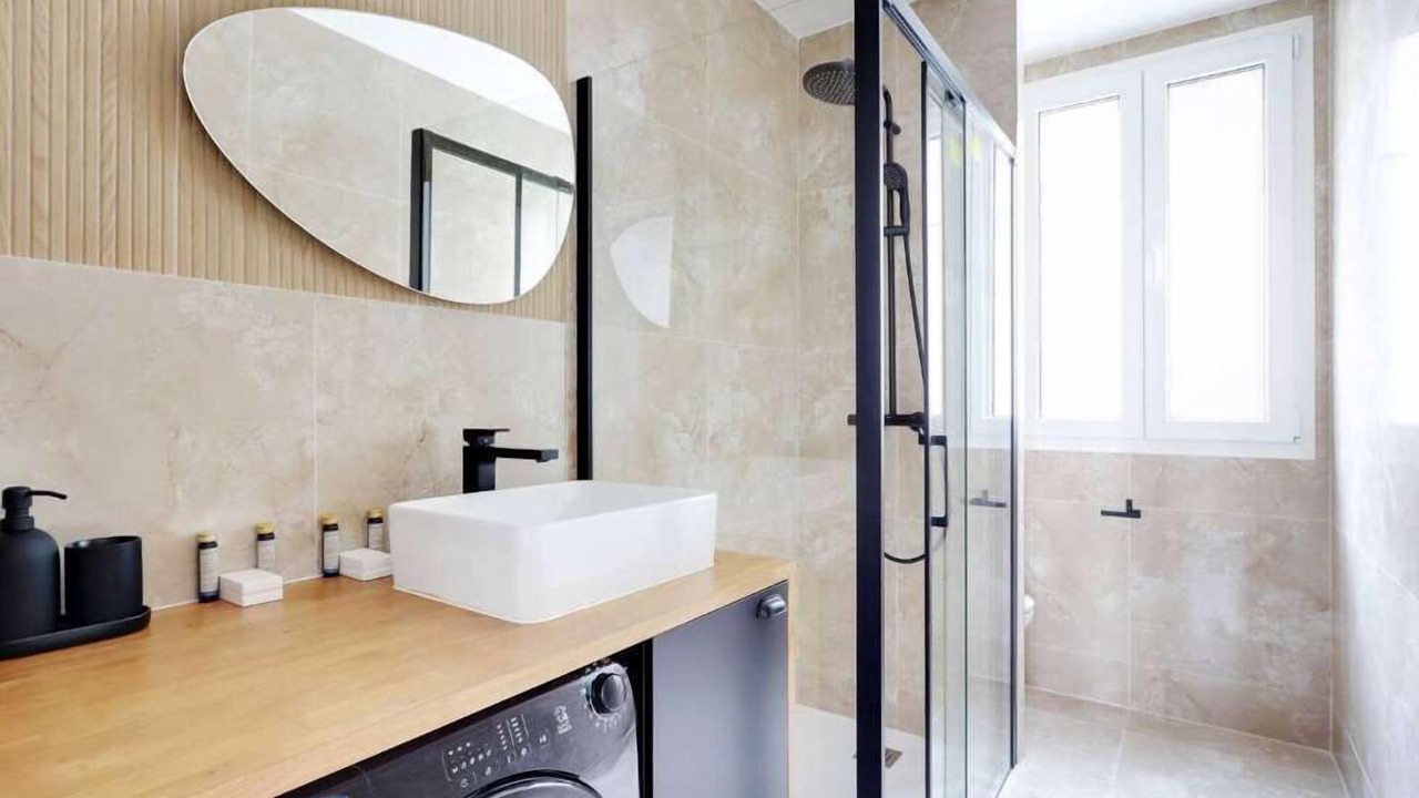 Photo of Bathroom in Saint-Mande