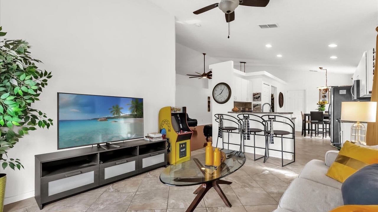 Photo of Bedroom in Florida Pines