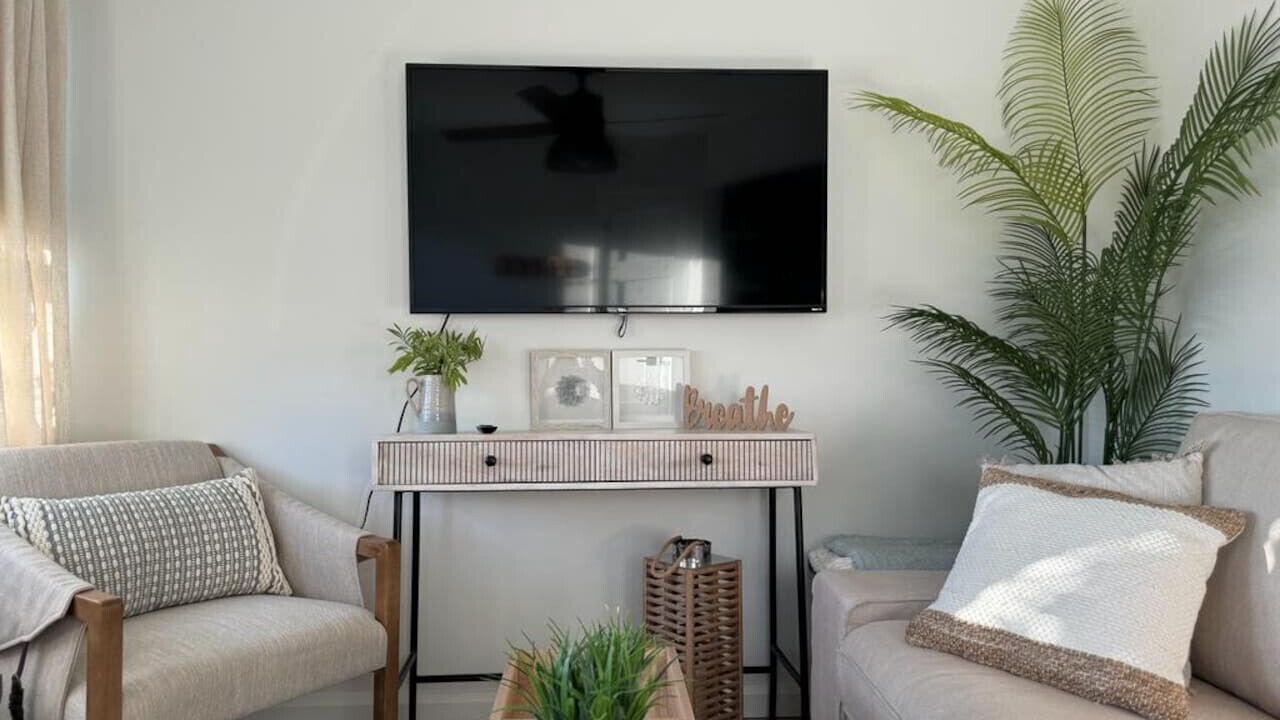 Photo of Livingroom in Gravenhurst