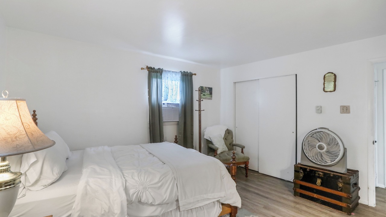 Photo of Bedroom in Loysville