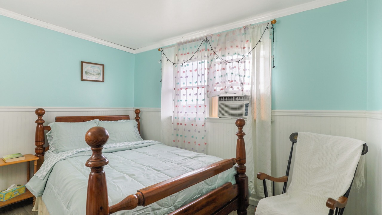 Photo of Bedroom in Loysville