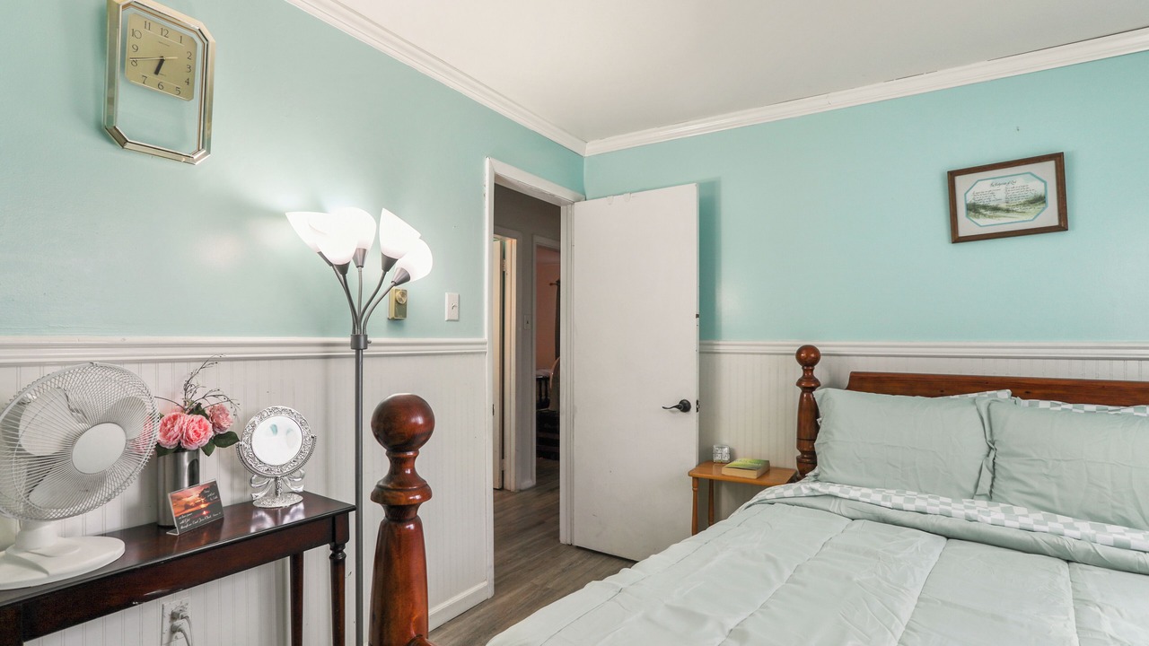 Photo of Bedroom in Loysville