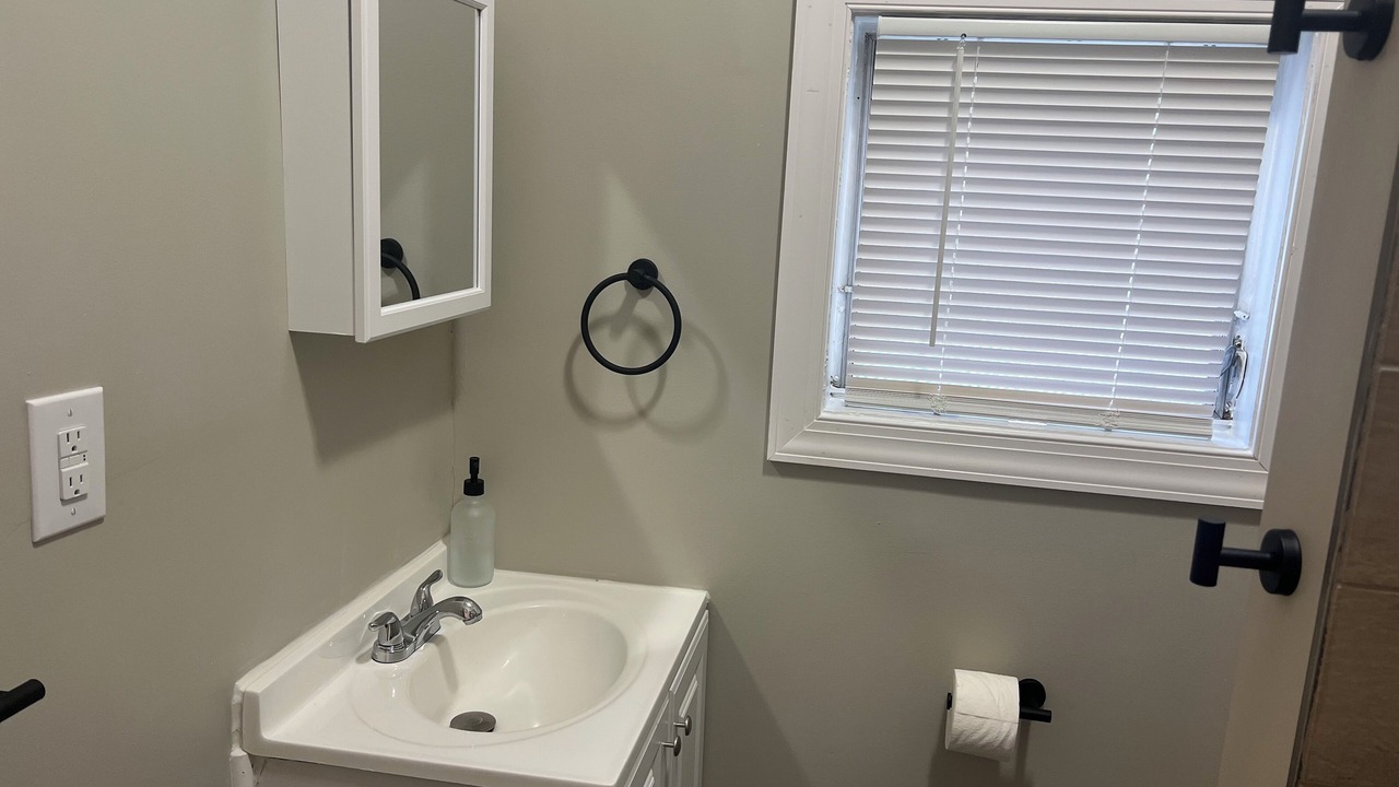 Photo of Bathroom in Winter Garden